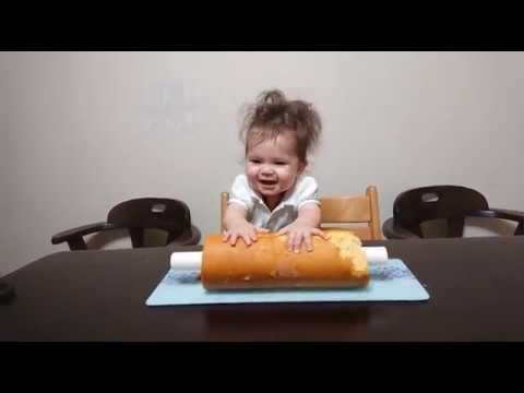 YouTubeランドからのプレゼント！Yukiもみんなと同じの食べたい！