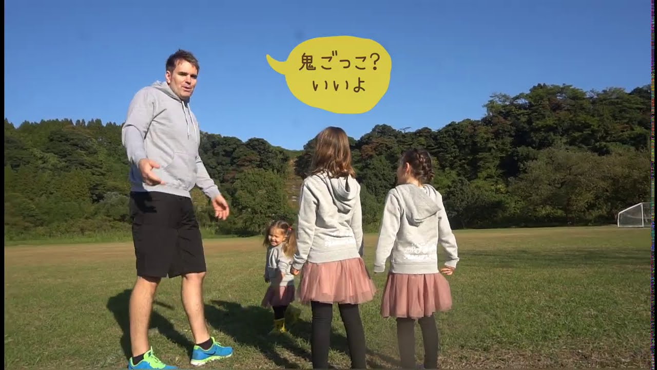 冬の川で泳いでみたよ！バイリンガル姉妹