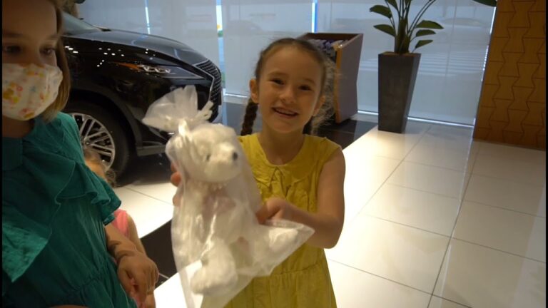 Hanaの7歳の誕生日 【レクサス福岡東】バイリンガル姉妹